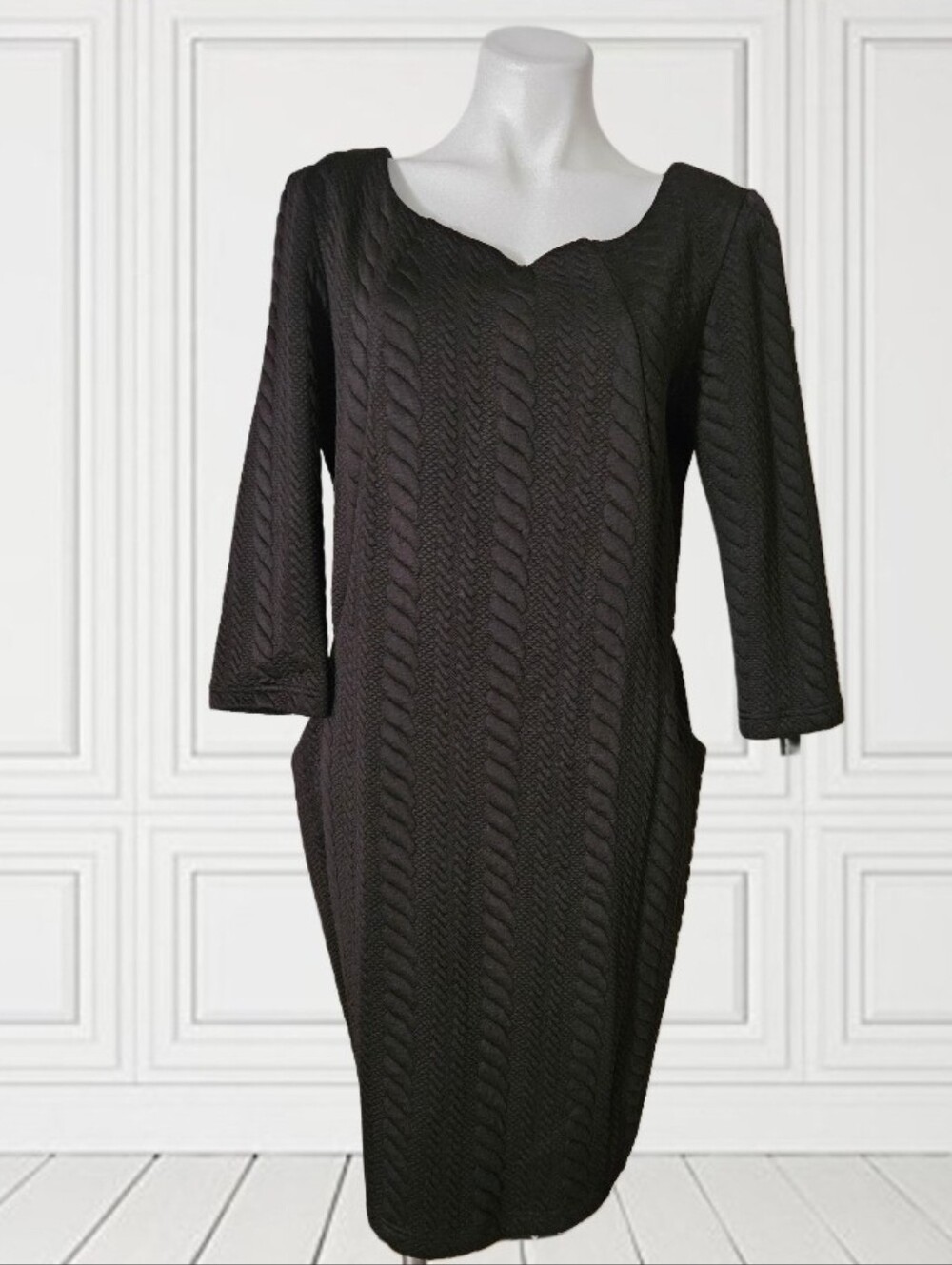 sharagano Black Textured Knit Shift Dress - Size 14